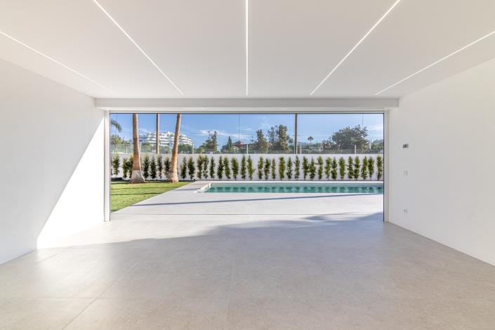 Image No.13-4 Bed Villa for sale