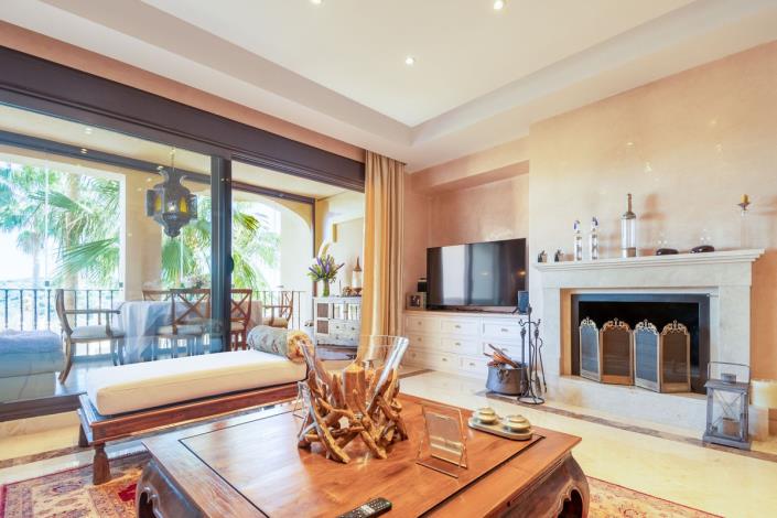 Image No.4-Maison de ville de 2 chambres à vendre à Estepona