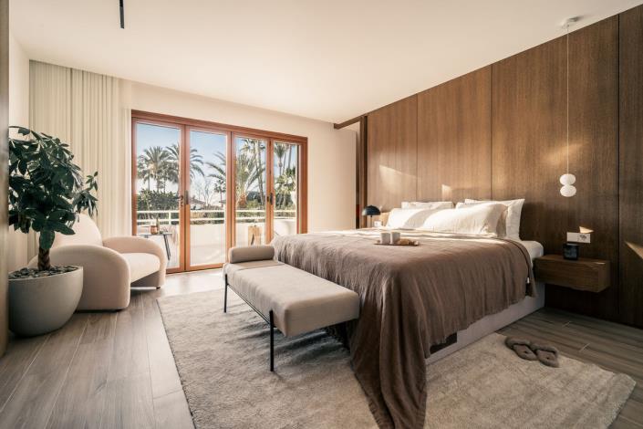 Image No.9-4 Bed Townhouse for sale