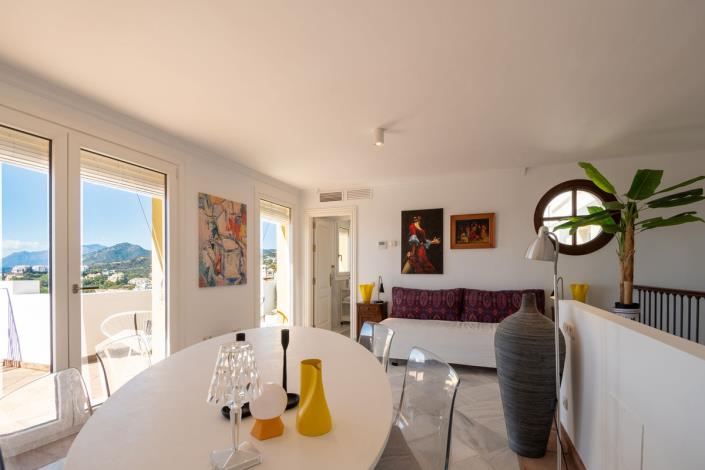 Image No.40-3 Bed Townhouse for sale