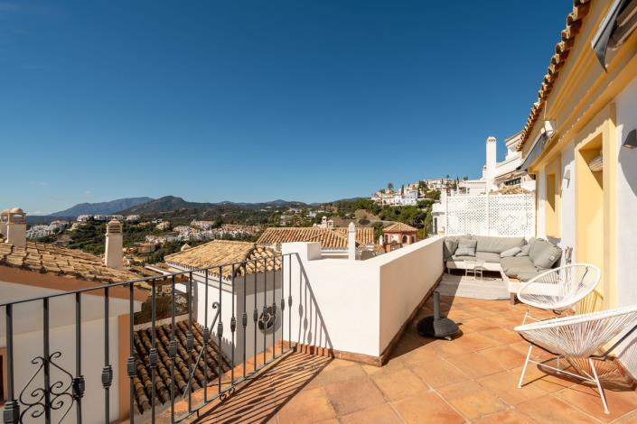 Image No.51-3 Bed Townhouse for sale