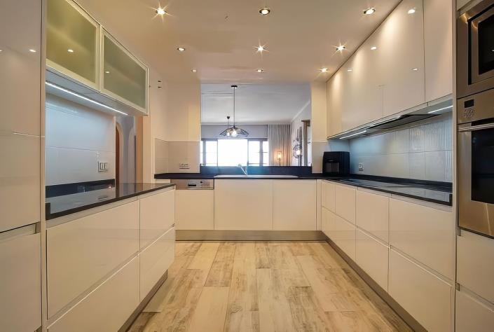 Image No.11-2 Bed Apartment for sale