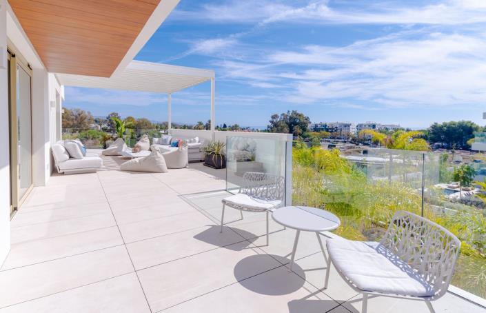 Image No.14-4 Bed Penthouse for sale