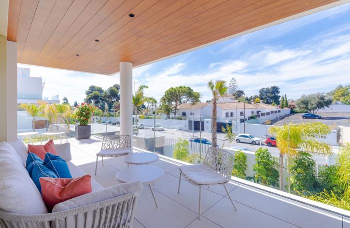 Image No.15-4 Bed Penthouse for sale