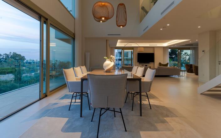 Image No.52-4 Bed Penthouse for sale