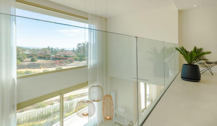 Image No.54-4 Bed Penthouse for sale