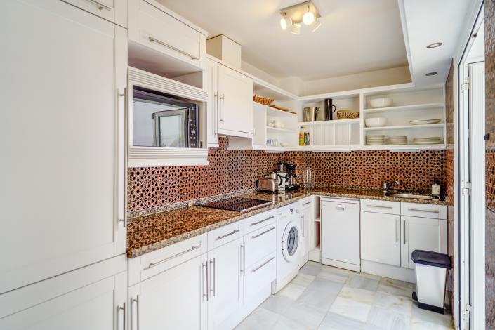 Image No.25-3 Bed Townhouse for sale