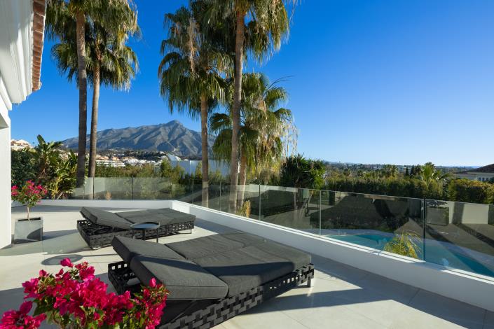 Image No.4-6 Bed Villa for sale