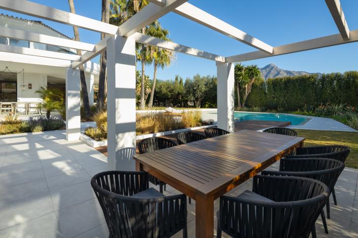 Image No.5-6 Bed Villa for sale