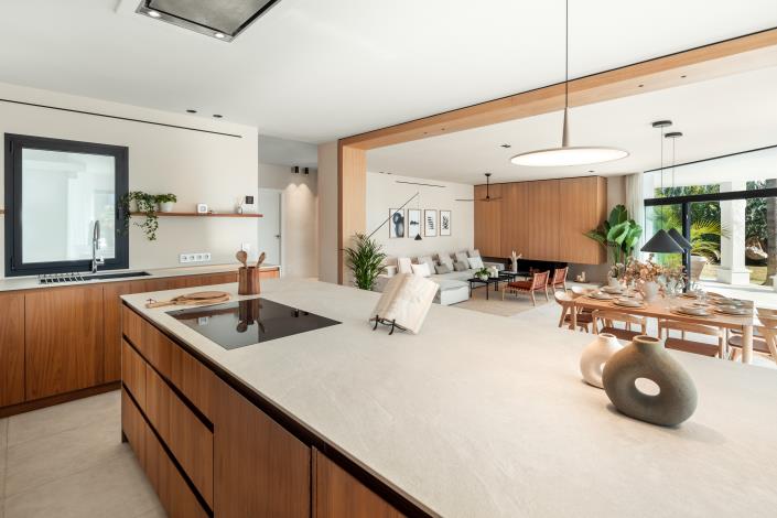 Image No.12-6 Bed Villa for sale