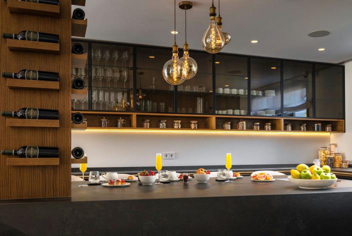 Image No.17-6 Bed Villa for sale