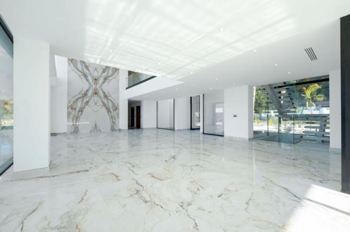 Image No.6-5 Bed Villa for sale