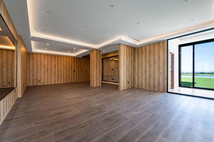 Image No.27-5 Bed Villa for sale