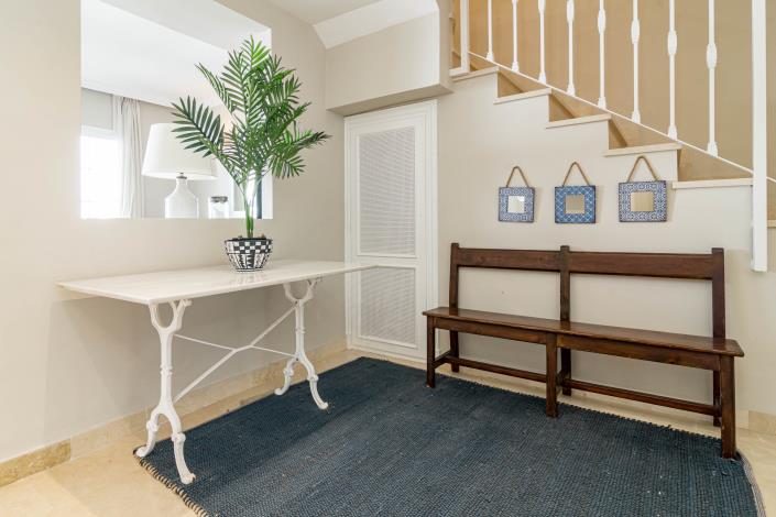 Image No.19-4 Bed Townhouse for sale