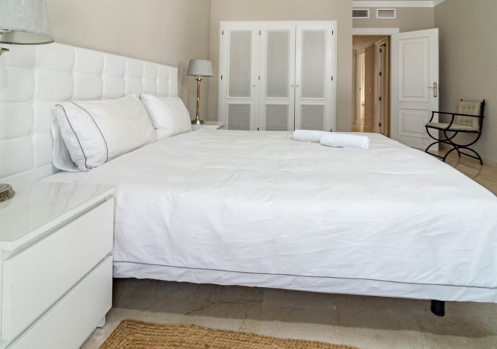 Image No.25-4 Bed Townhouse for sale