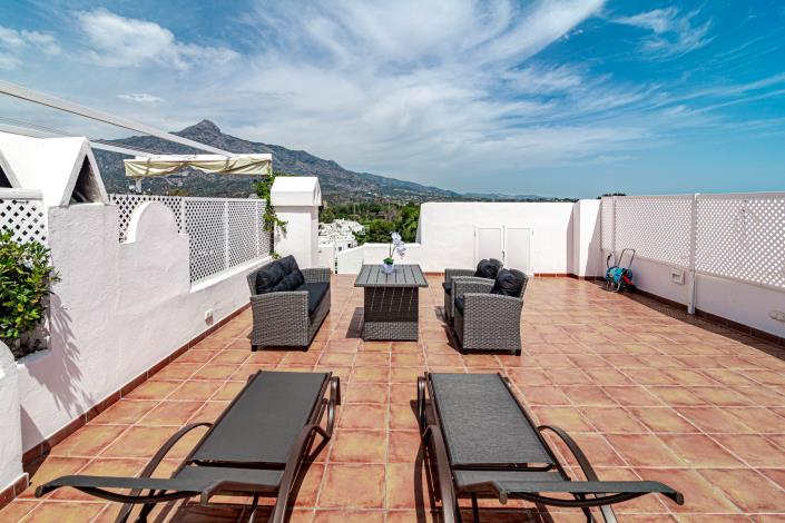 Image No.45-4 Bed Townhouse for sale