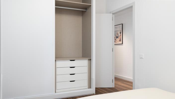 Image No.21-4 Bed Apartment for sale