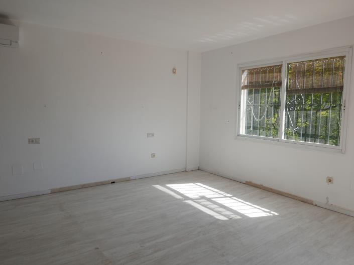 Image No.14-4 Bed Villa for sale