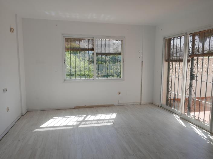 Image No.18-4 Bed Villa for sale