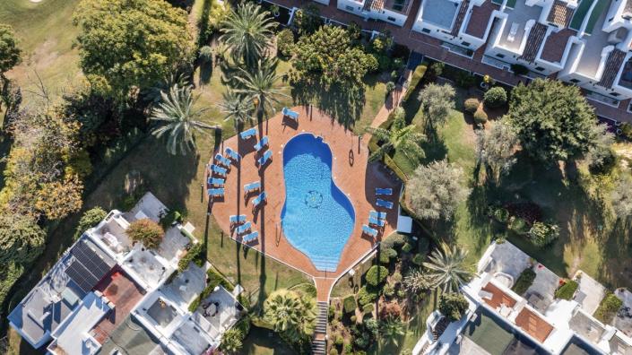 Image No.7-4 Bed Townhouse for sale