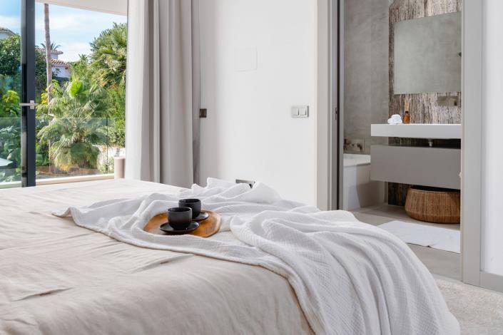 Image No.31-5 Bed Villa for sale