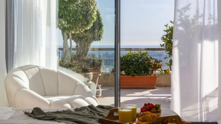 Image No.14-4 Bed Apartment for sale