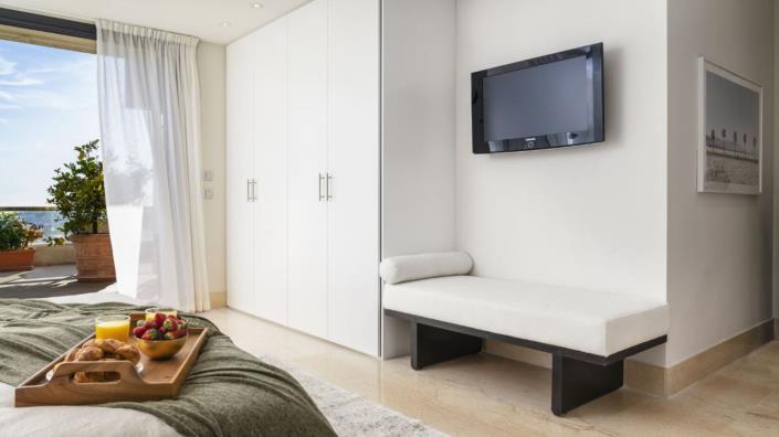 Image No.15-4 Bed Apartment for sale