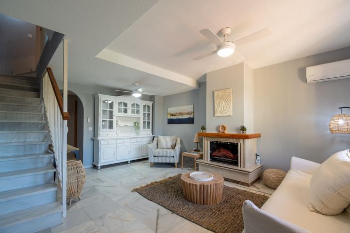 Image No.7-4 Bed Townhouse for sale