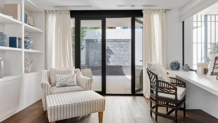 Image No.16-7 Bed Villa for sale