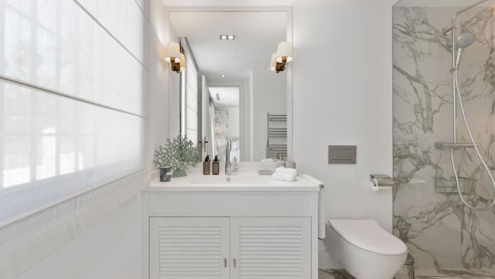 Image No.20-7 Bed Villa for sale