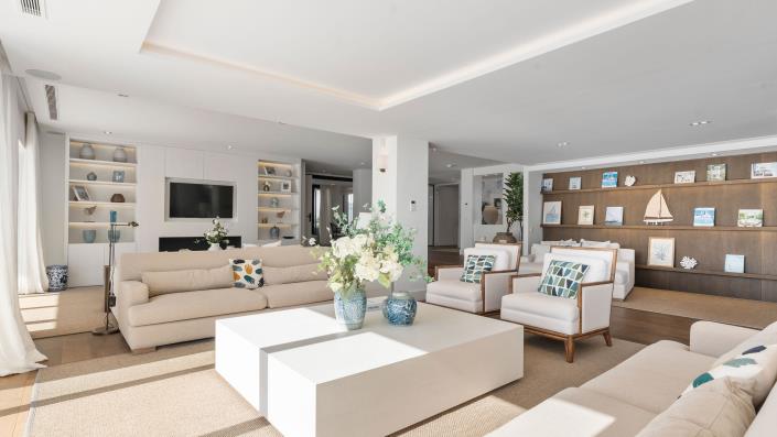 Image No.38-7 Bed Villa for sale