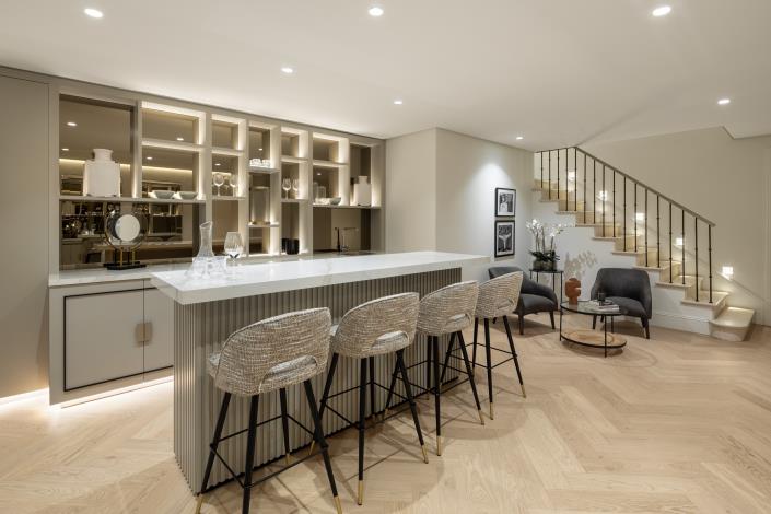 Image No.8-6 Bed Villa for sale