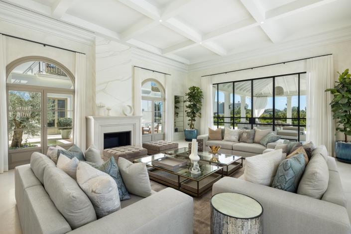 Image No.7-6 Bed Villa for sale