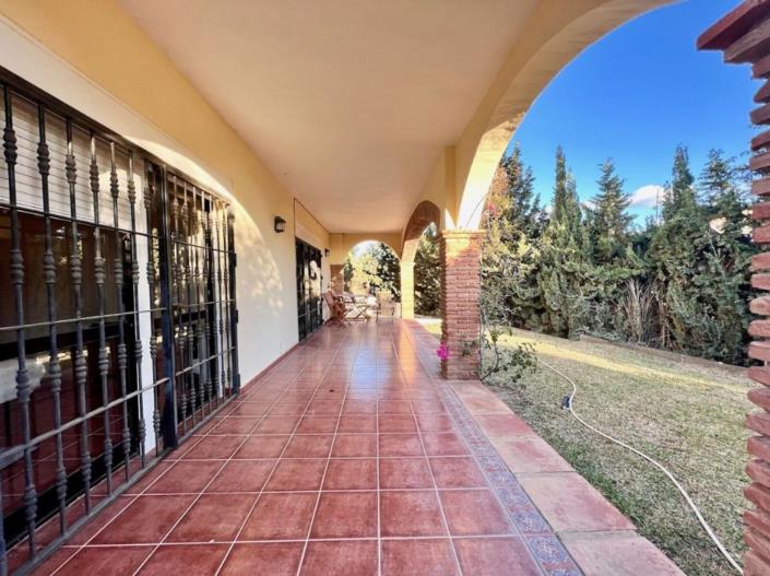 Image No.2-Villa / Détaché de 3 chambres à vendre à Calahonda