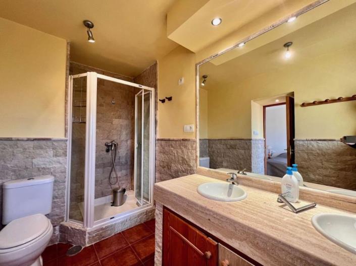 Image No.12-Villa / Détaché de 3 chambres à vendre à Calahonda