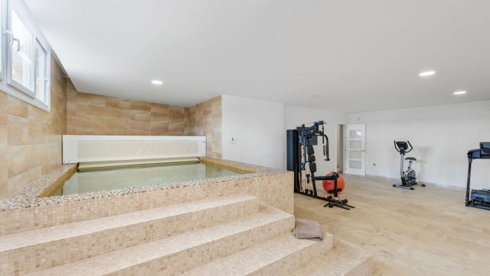 Image No.32-7 Bed Villa for sale