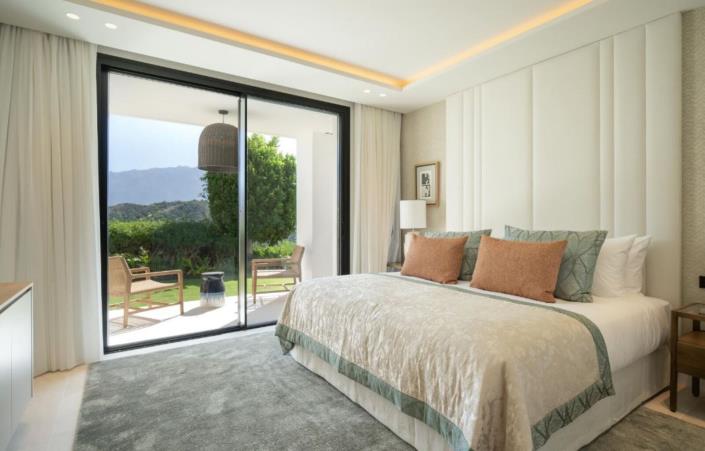 Image No.28-Villa for sale