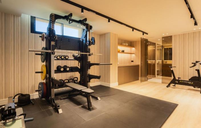 Image No.29-Villa for sale