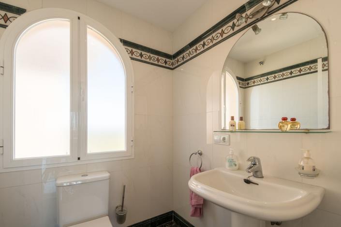 Image No.17-3 Bed Penthouse for sale