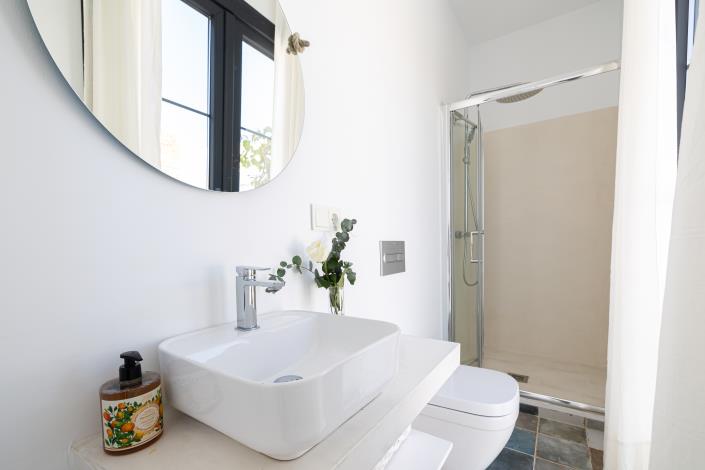 Image No.15-3 Bed Townhouse for sale