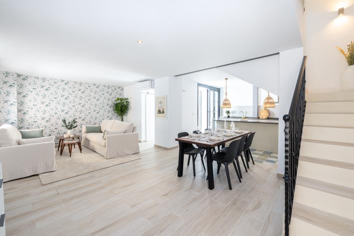 Image No.6-3 Bed Townhouse for sale