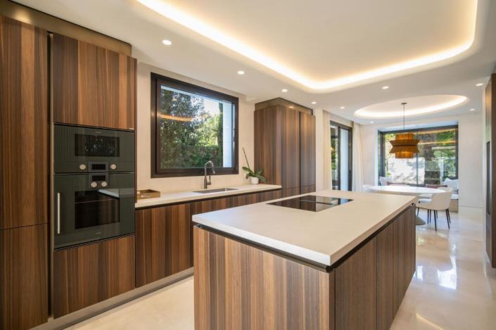 Image No.22-5 Bed Villa for sale