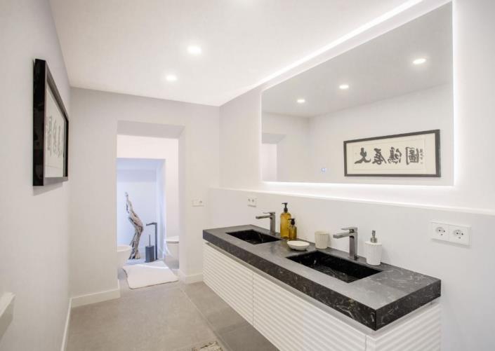 Image No.23-5 Bed Villa for sale