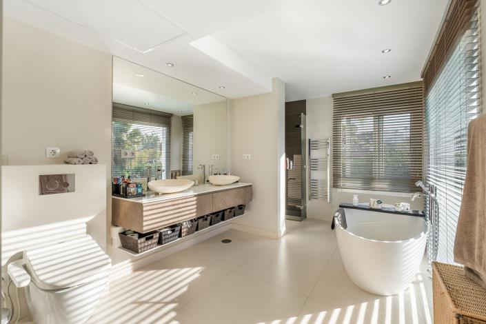 Image No.9-4 Bed Villa for sale