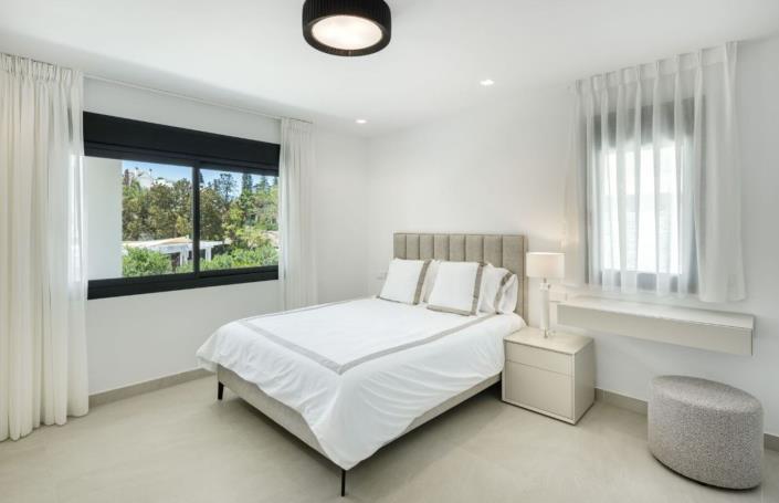 Image No.16-5 Bed Villa for sale