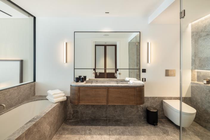 Image No.10-3 Bed Apartment for sale