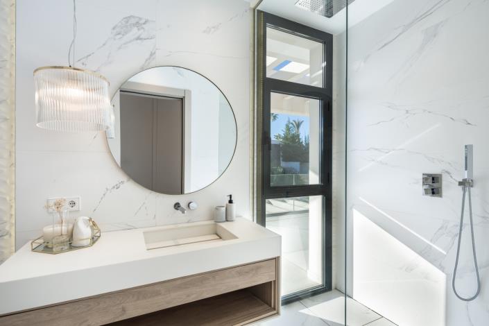 Image No.20-Villa de 6 chambres à vendre à Nueva Andalucia