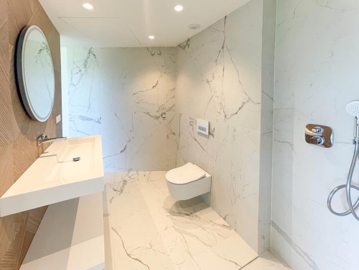 Image No.30-5 Bed Villa for sale