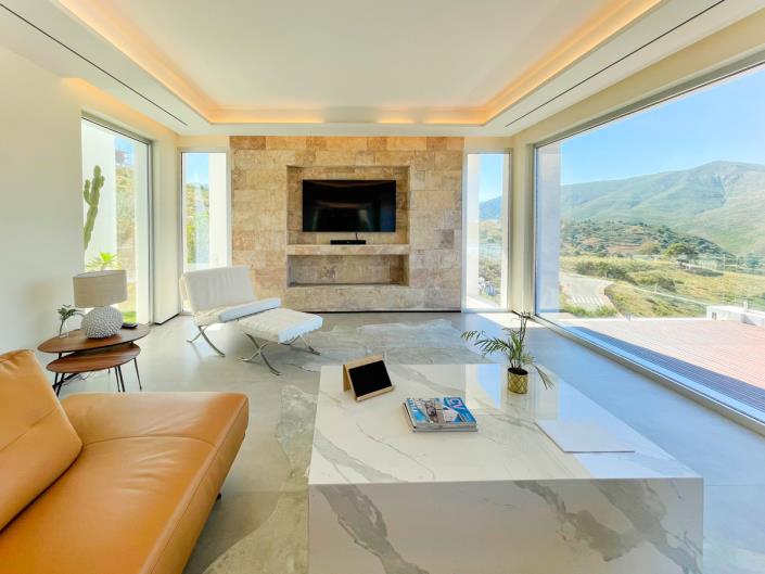 Image No.34-5 Bed Villa for sale