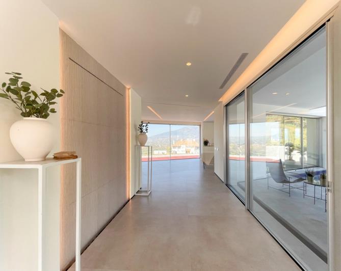 Image No.44-5 Bed Villa for sale